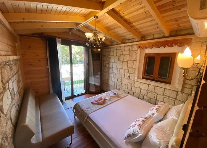 招待所 Aral Turkuaz Çeşme