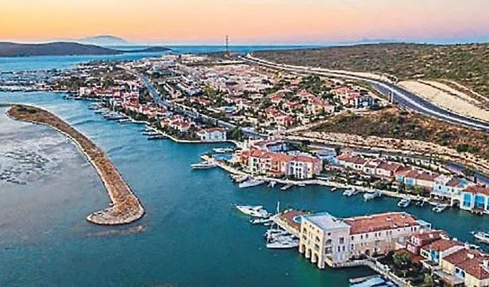 Affittacamere Aral Turkuaz Çeşme